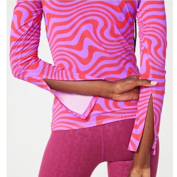 Terez Mesh Mock Long Sleeve Top Small nwot - Picture 5 of 5